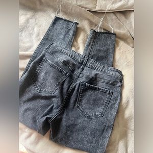 Old Navy Rockstar Super Skinny Jeans Size 8